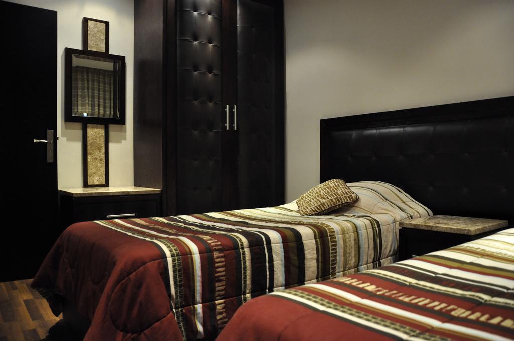 עמאן Granada Suites Hotel מראה חיצוני תמונה